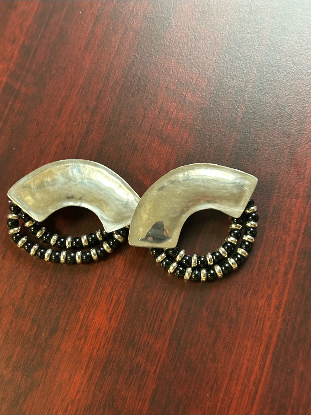 Vintage Carlton Ridge silver and black clip on earrings.
